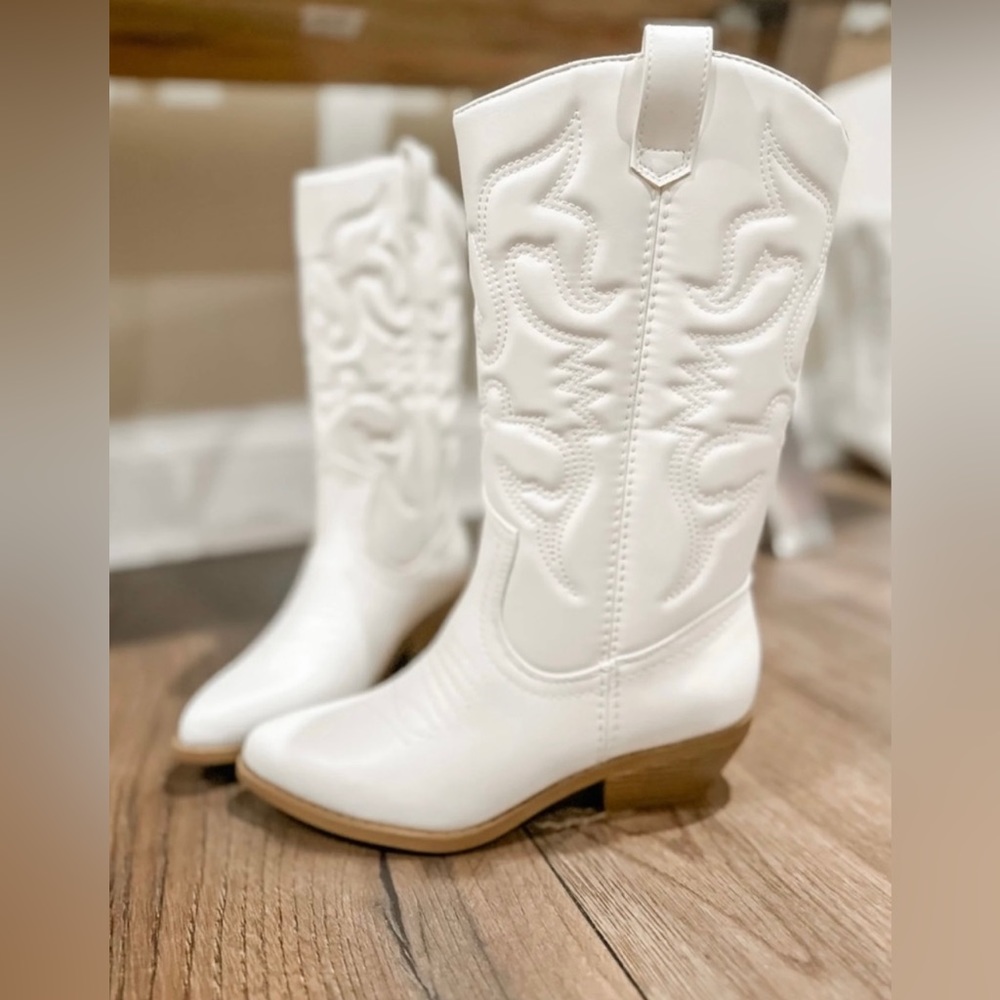 White Cowgirl Boots